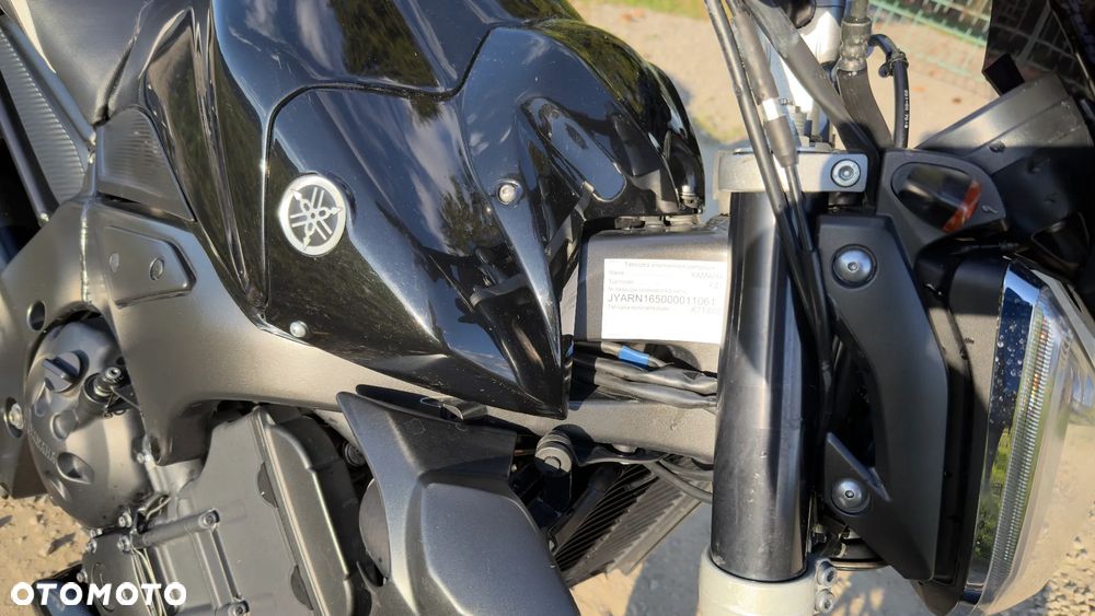Yamaha FZ - 2