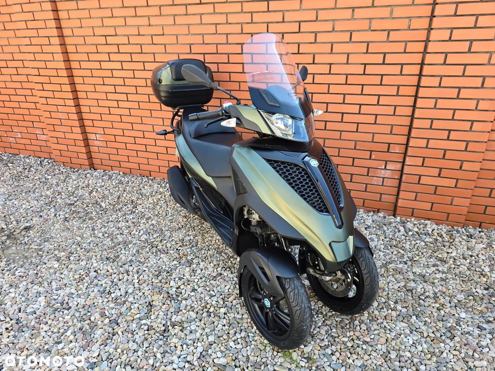 Piaggio MP-3 - 2