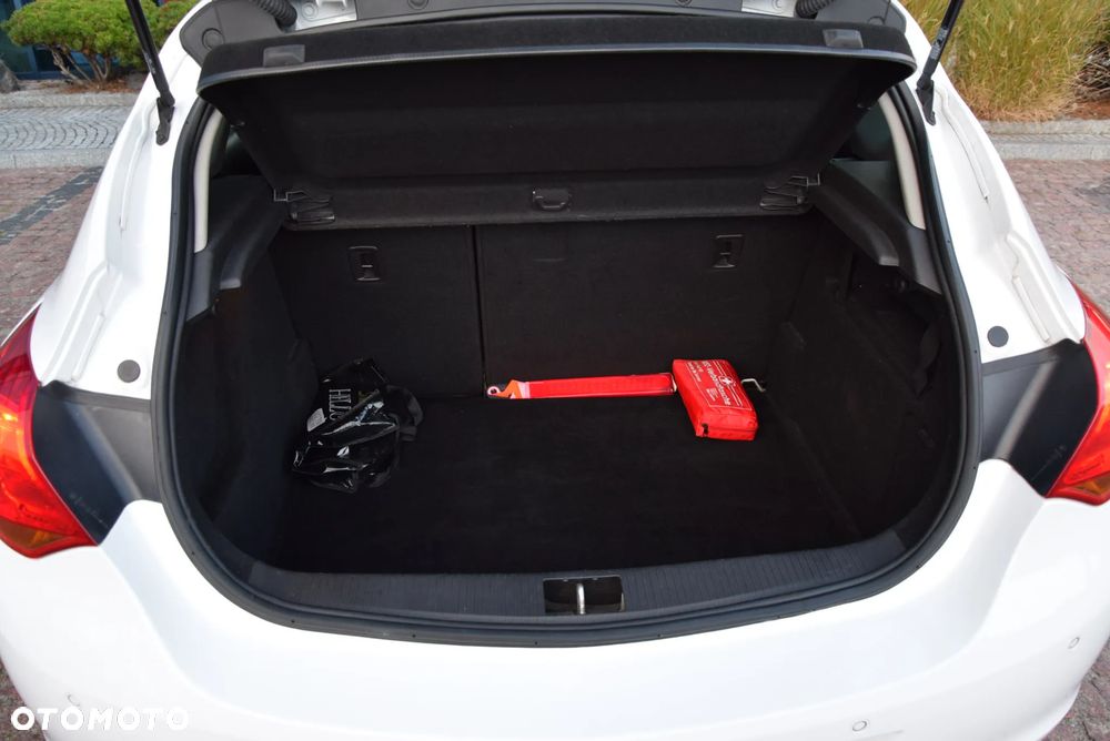 Opel Astra - 22
