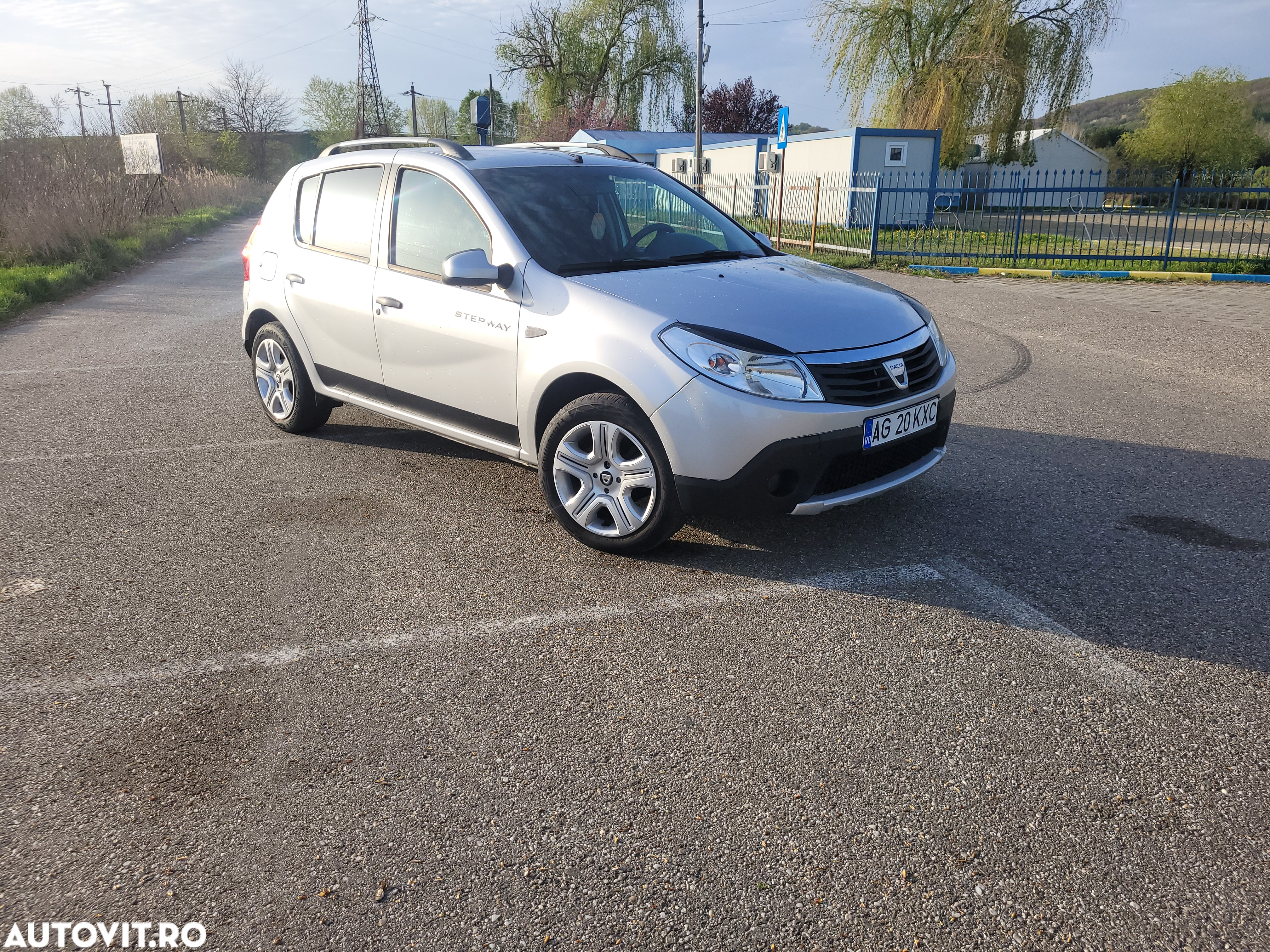 Dacia Sandero 1.4 MPI Laureate - 2