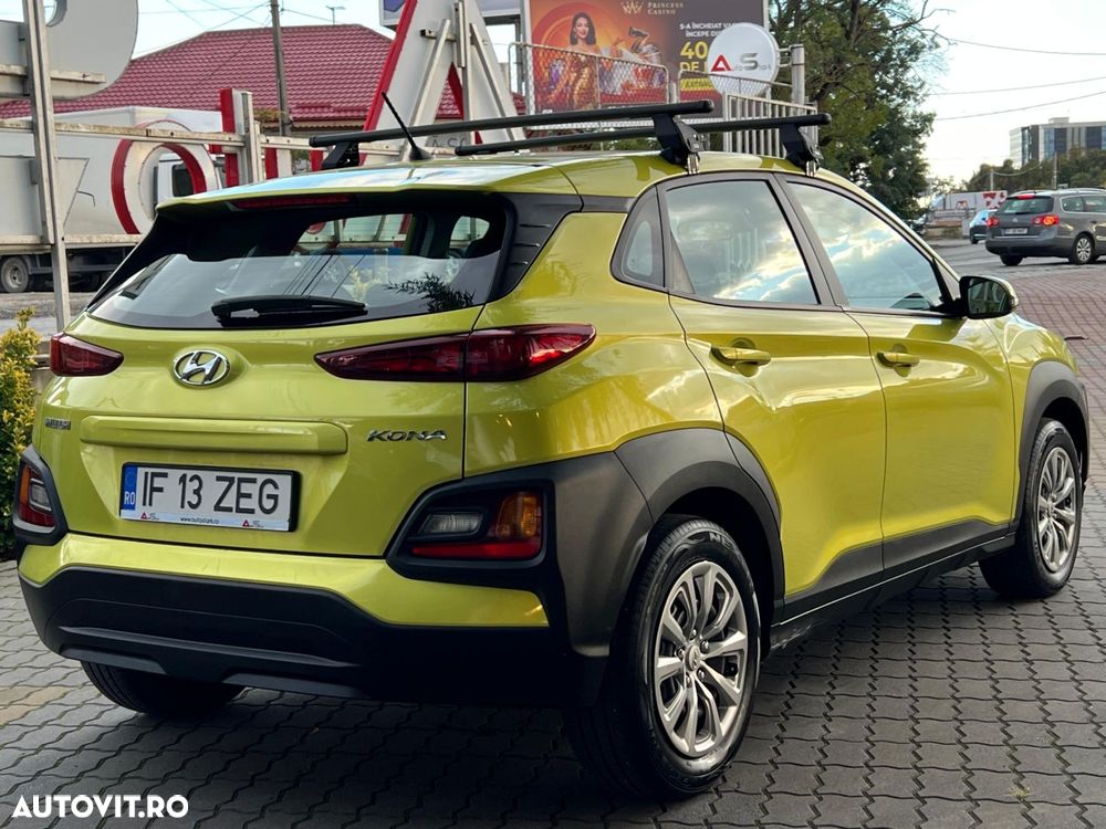 Hyundai KONA - 7
