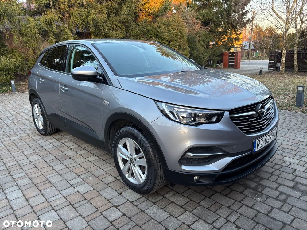Opel Grandland X 1.2 Start/Stop Business Edition - 4