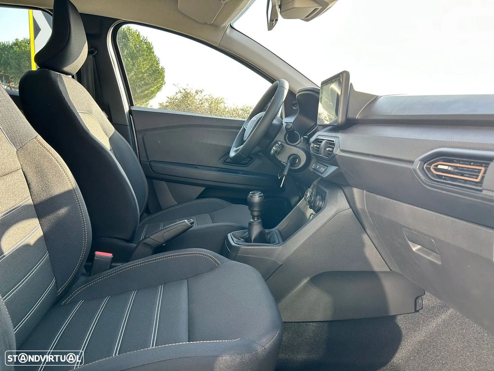 Dacia Sandero 1.0 TCe Essential - 11