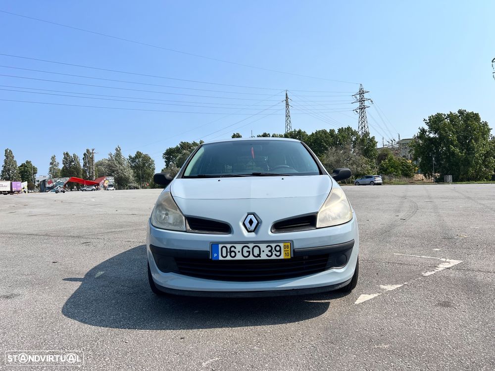 Renault Clio 1.5 dCi Dynamique S - 2