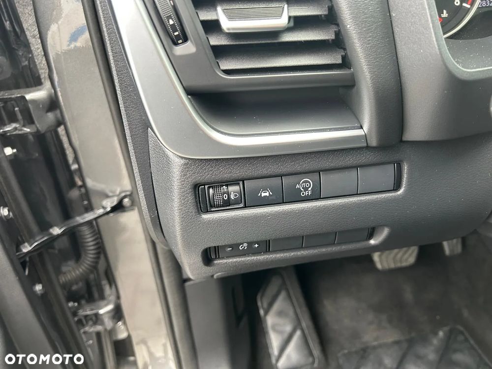 Nissan Qashqai 1.3 DIG-T mHEV N-Connecta Xtronic - 14