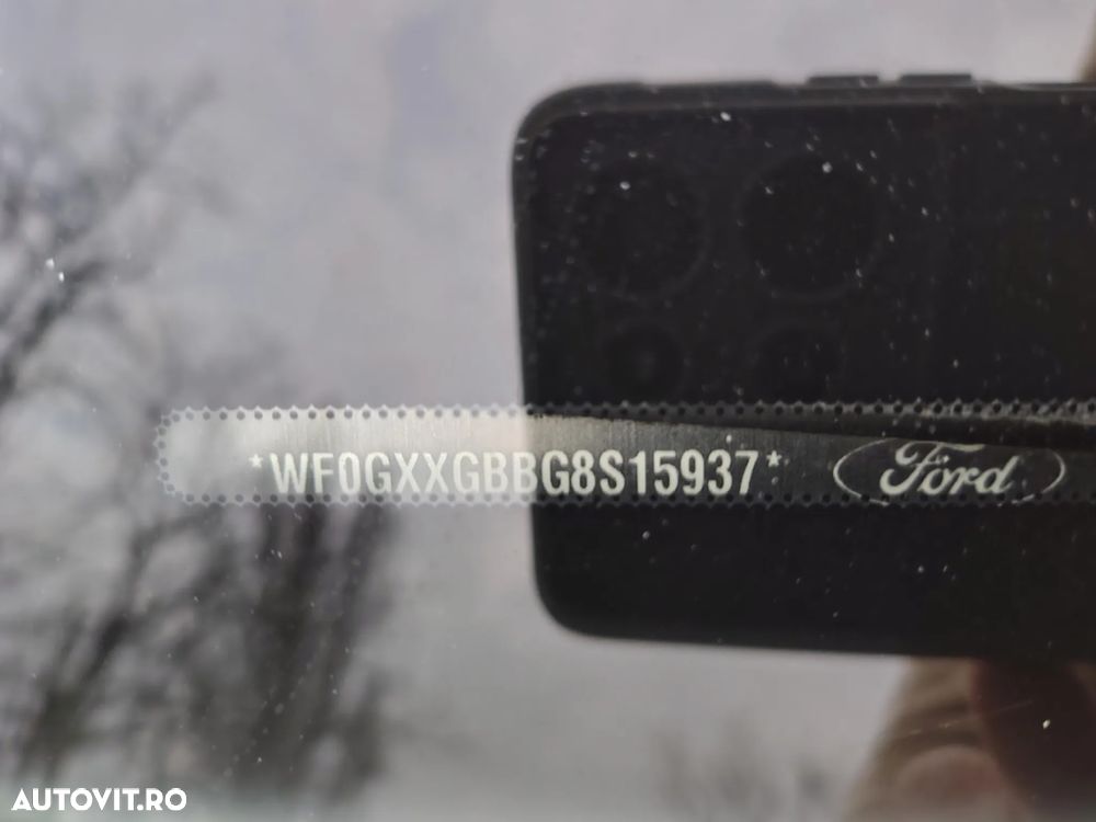 Ford Mondeo 1.8 TDCi Trend - 17