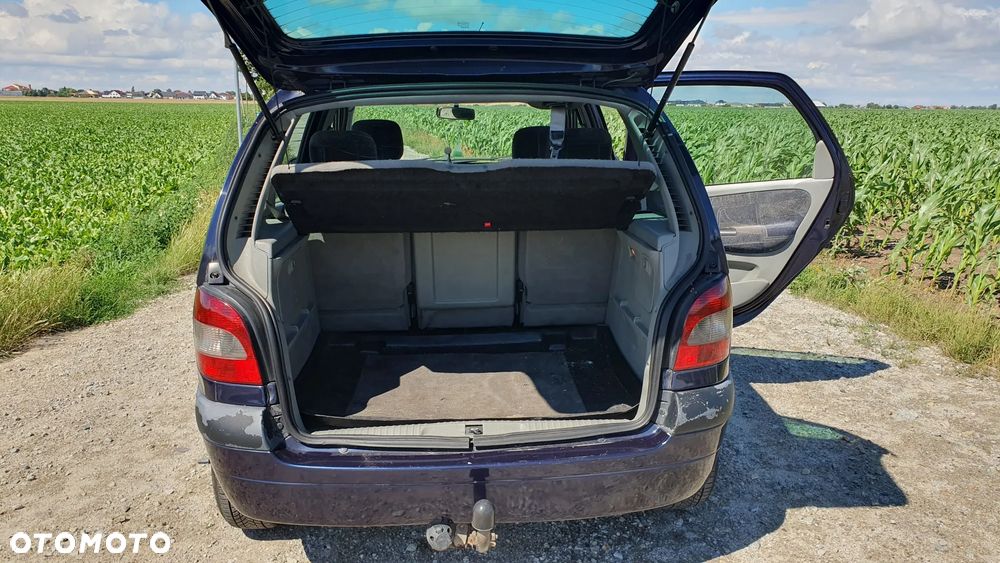 Renault Scenic - 6