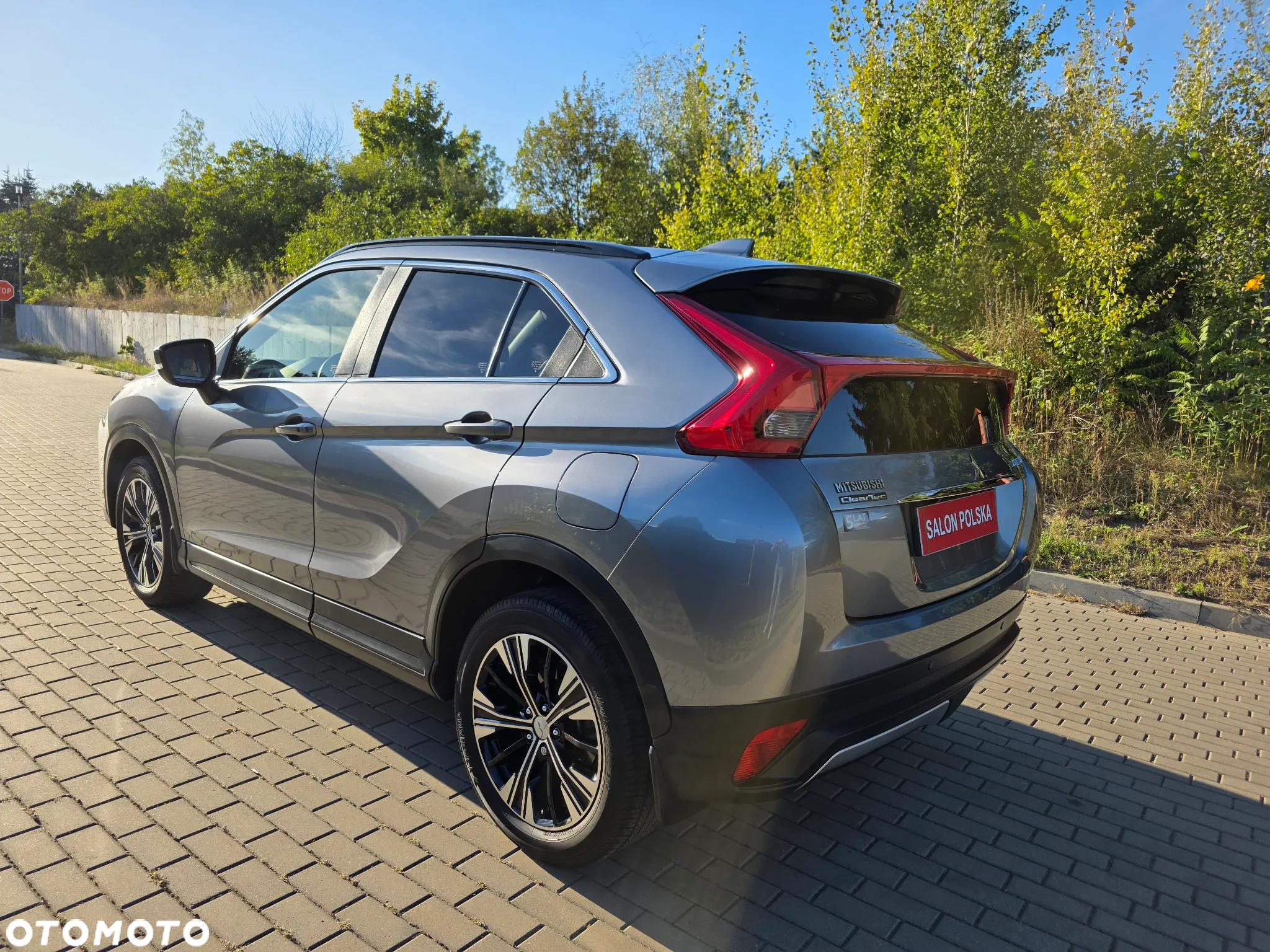 Mitsubishi Eclipse Cross - 8