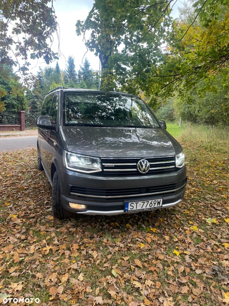 Volkswagen Multivan - 1