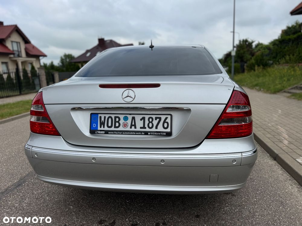 Mercedes-Benz Klasa E 200 Kompressor Automatik Avantgarde Sport Edition - 11
