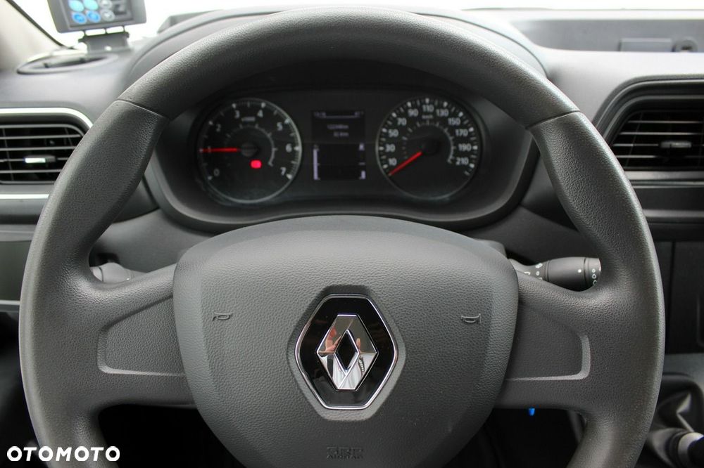 Renault Master - 15