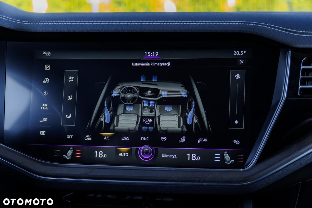 Volkswagen Touareg 3.0 V6 TFSI 4Motion R-Line - 22