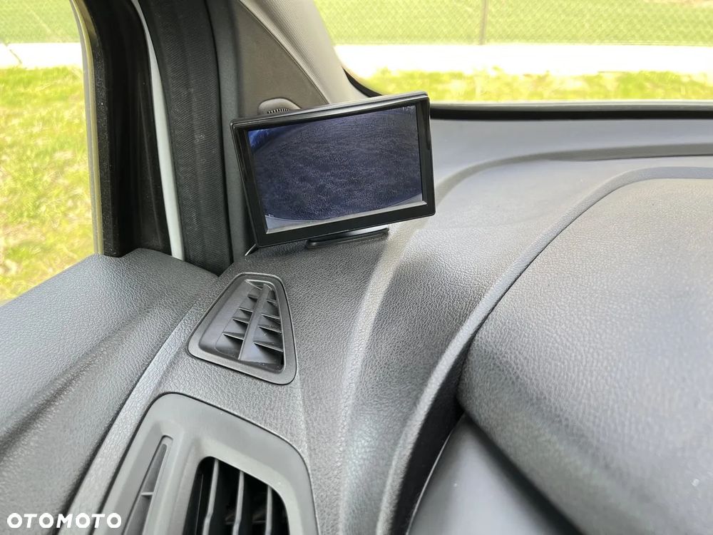 Ford Transit Connect - 18