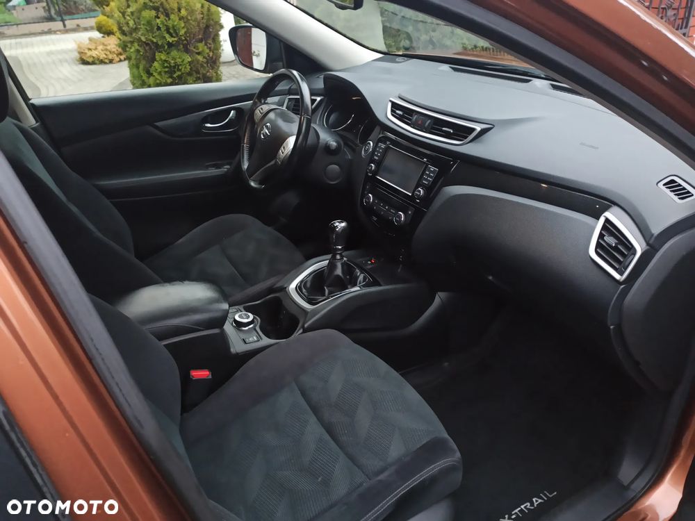 Nissan X-Trail 1.6 DCi ALL-MODE 4x4i Tekna - 9