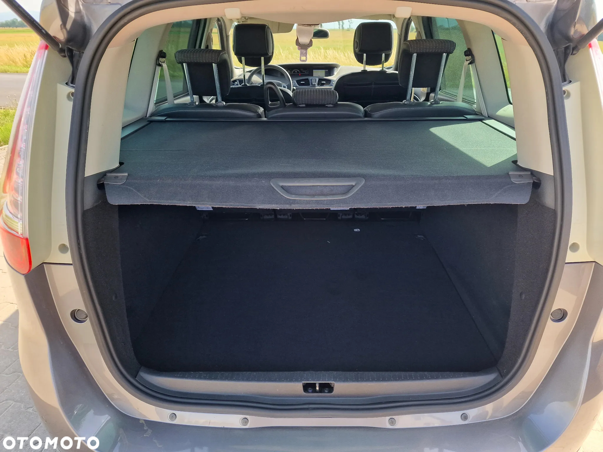 Renault Grand Scenic ENERGY dCi 110 S&S Bose Edition - 25