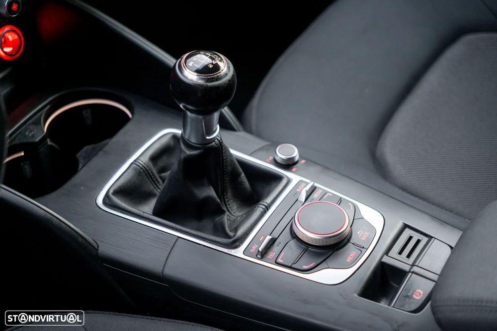 Audi A3 Sportback 1.6 TDI (clean diesel) Attraction - 31