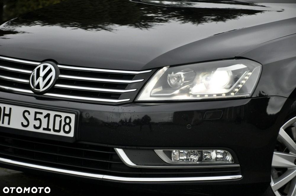 Volkswagen Passat - 12