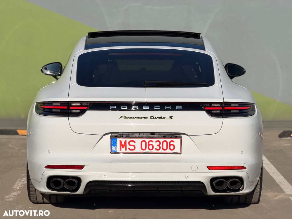 Porsche Panamera Turbo S E-Hybrid - 4