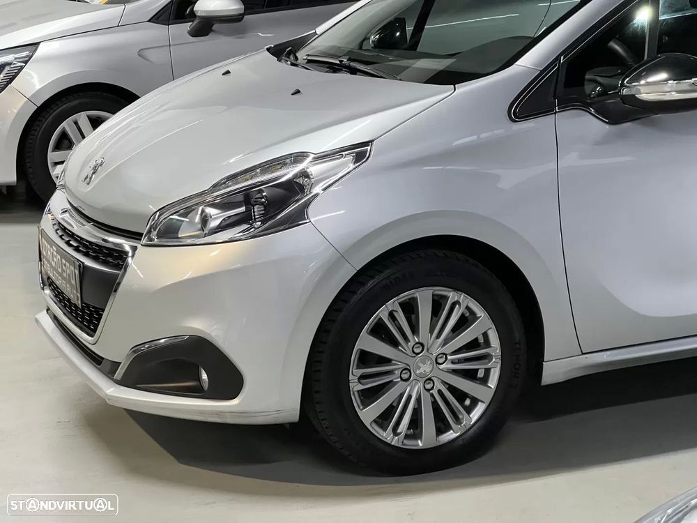 Peugeot 208 1.2 PureTech Allure - 3