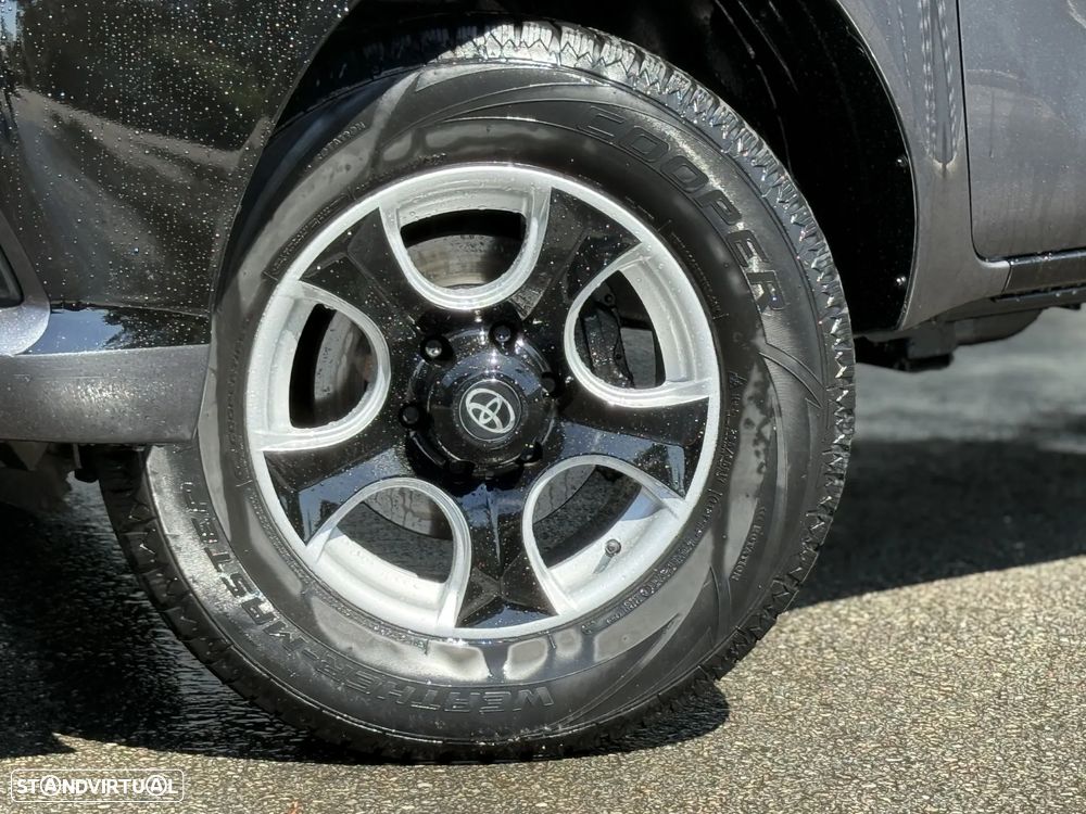 Toyota Hilux 2.4 D-4D 4WD CD Premium Edition - 31