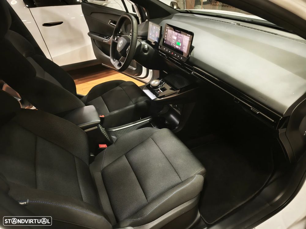 MG MG4 51 kWh Standard - 14