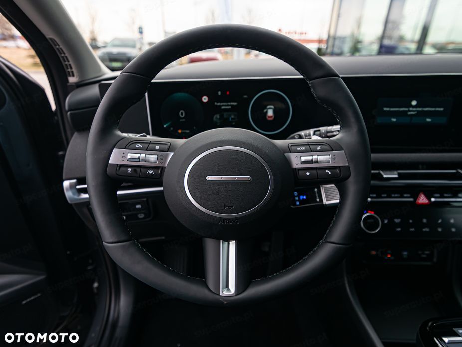 Hyundai Tucson 1.6 T-GDi HEV Executive 2WD - 11