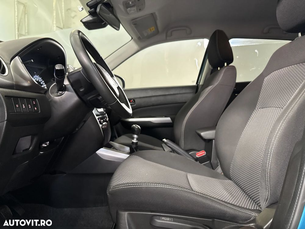 Suzuki Vitara - 23