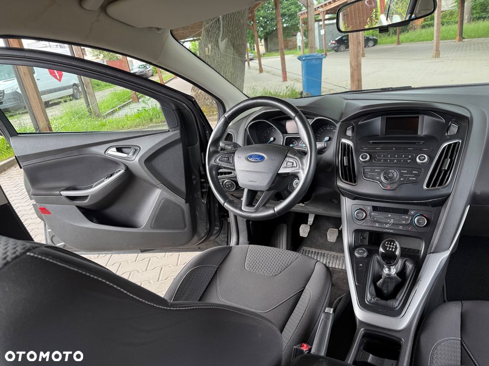 Ford Focus 1.0 EcoBoost Titanium - 15