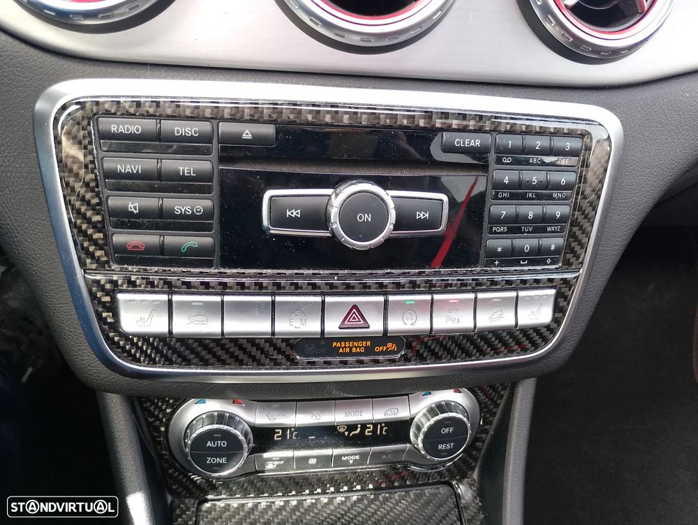Mercedes-Benz GLA 220 CDi AMG Line 4-Matic - 11
