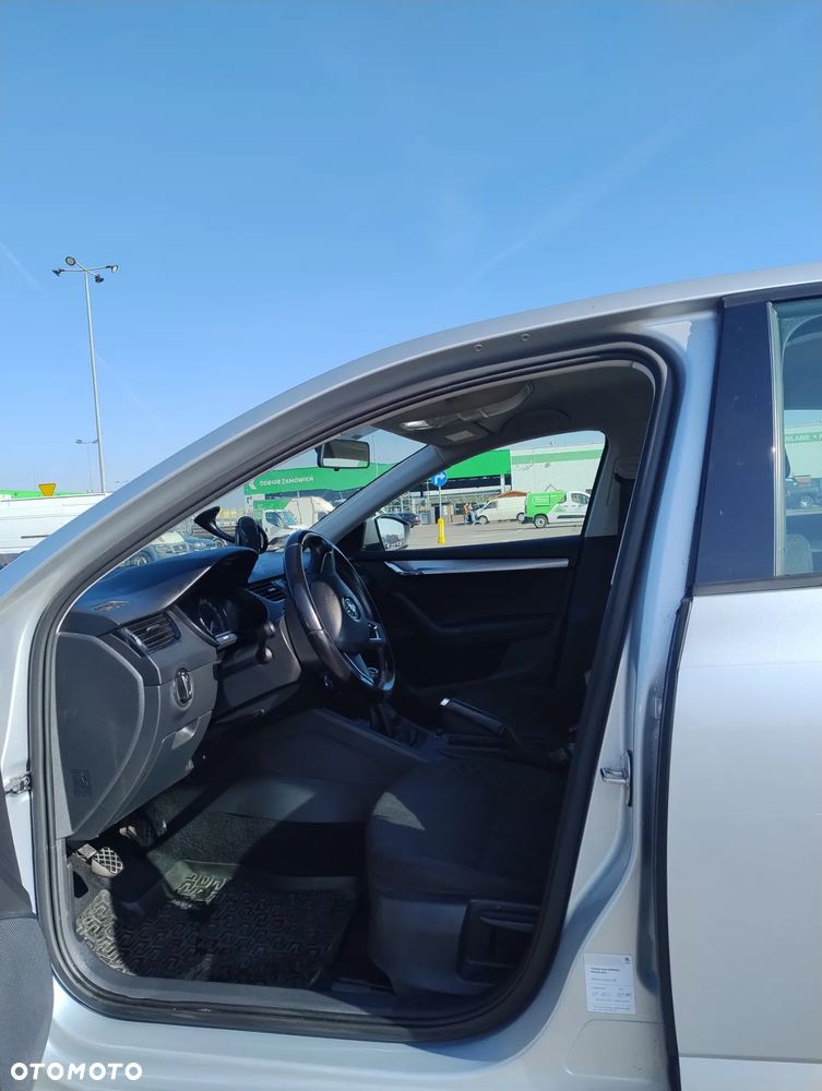 Skoda Octavia 1.4 TSI Ambition - 9