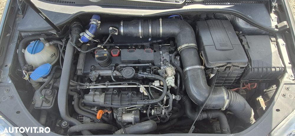 Volkswagen Golf - 17