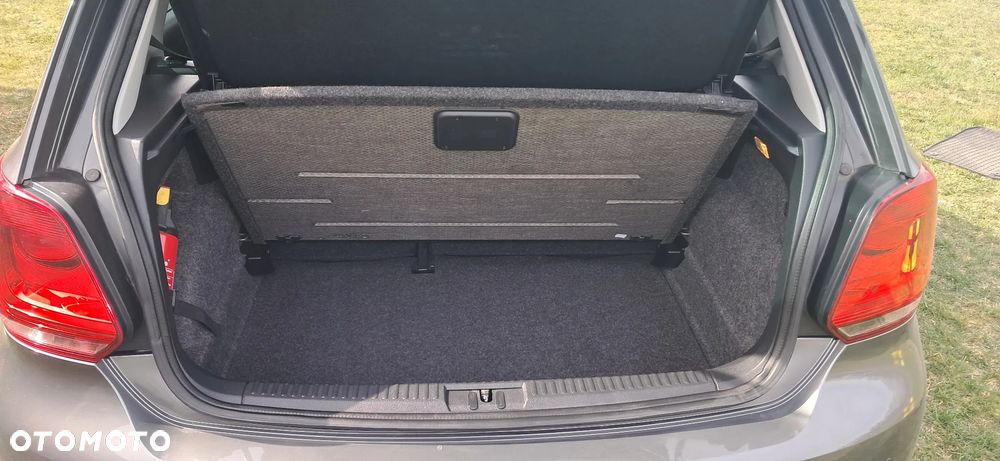 Volkswagen Polo 1.4 DSG Team - 17