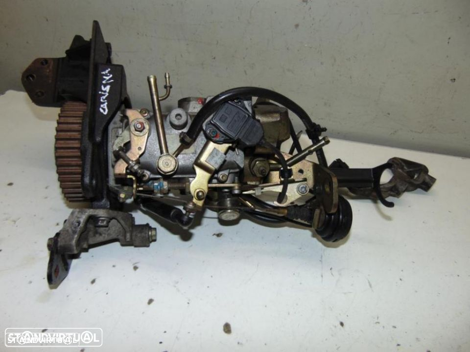 Mitsubishi Carisma 1.9 TD bomba injectora - 3