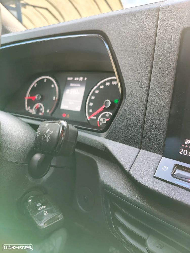 VW Caddy - 17