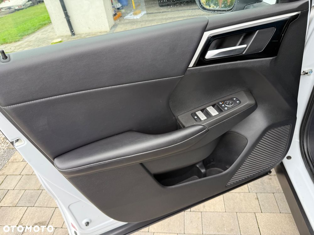 Mitsubishi Outlander 2.4 4WD CVT Intense - 11