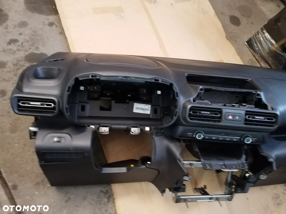 DESKA ROZDZIELCZA KONSOLA RIFTER BERLINGO IV PARTNER IV - 2