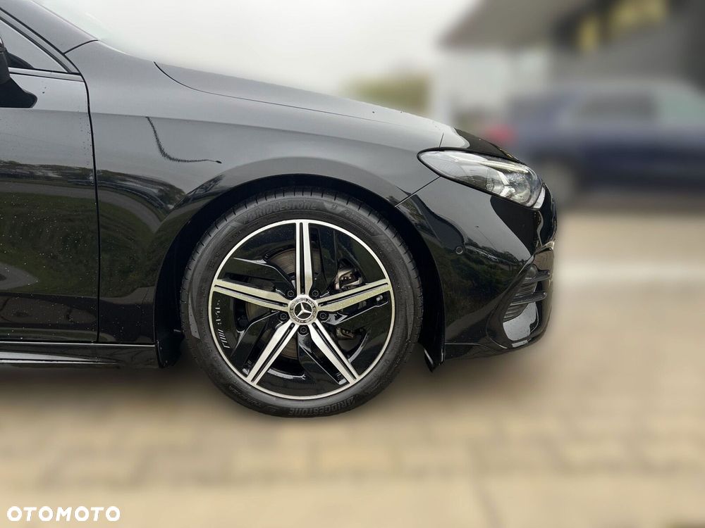 Mercedes-Benz CLA - 16