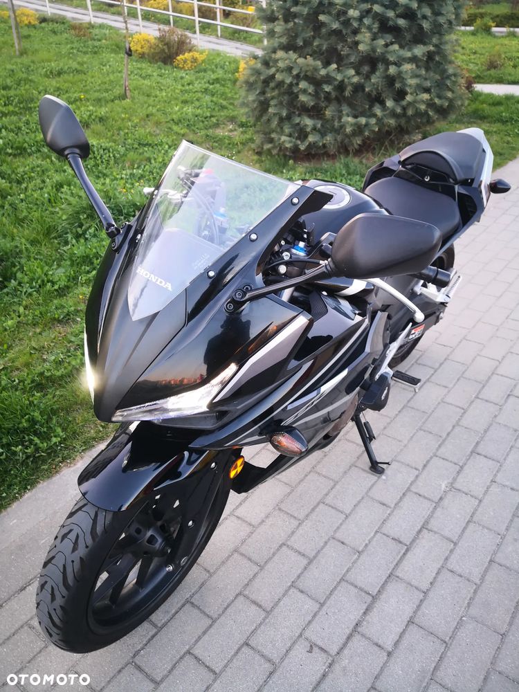 Honda CBR - 6