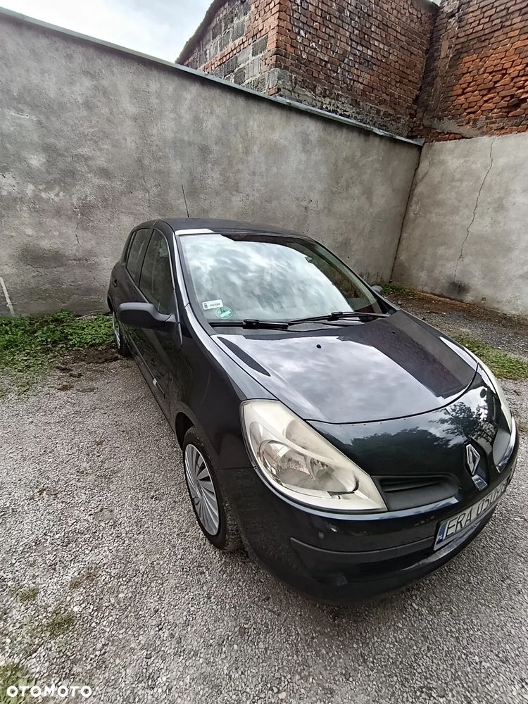 Renault Clio 1.2 16V Authentique - 1