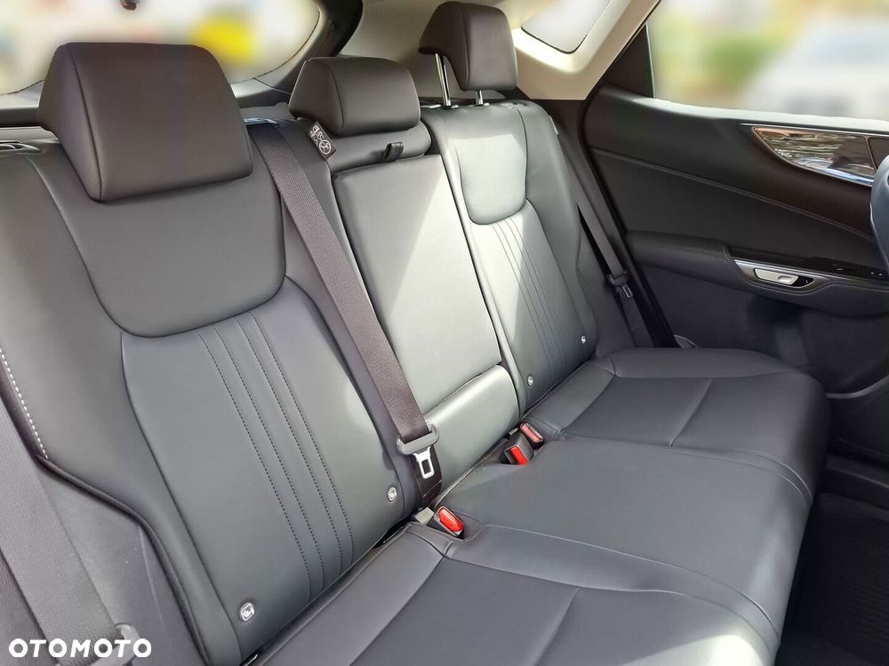 Lexus NX 350h Prestige 2WD - 22