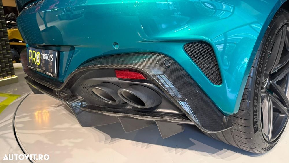 Aston Martin V8 Vantage - 8