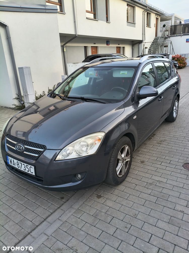 Kia Ceed - 3