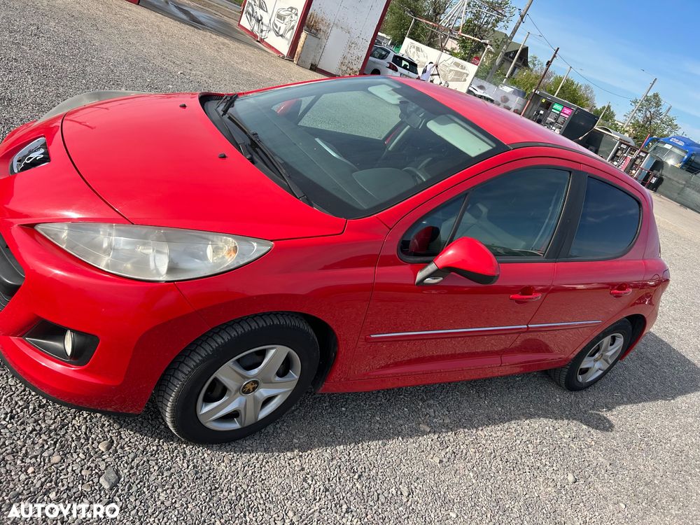 Peugeot 207 - 12
