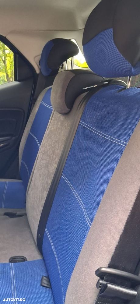 Ford EcoSport 1.0 EcoBoost Titanium - 11