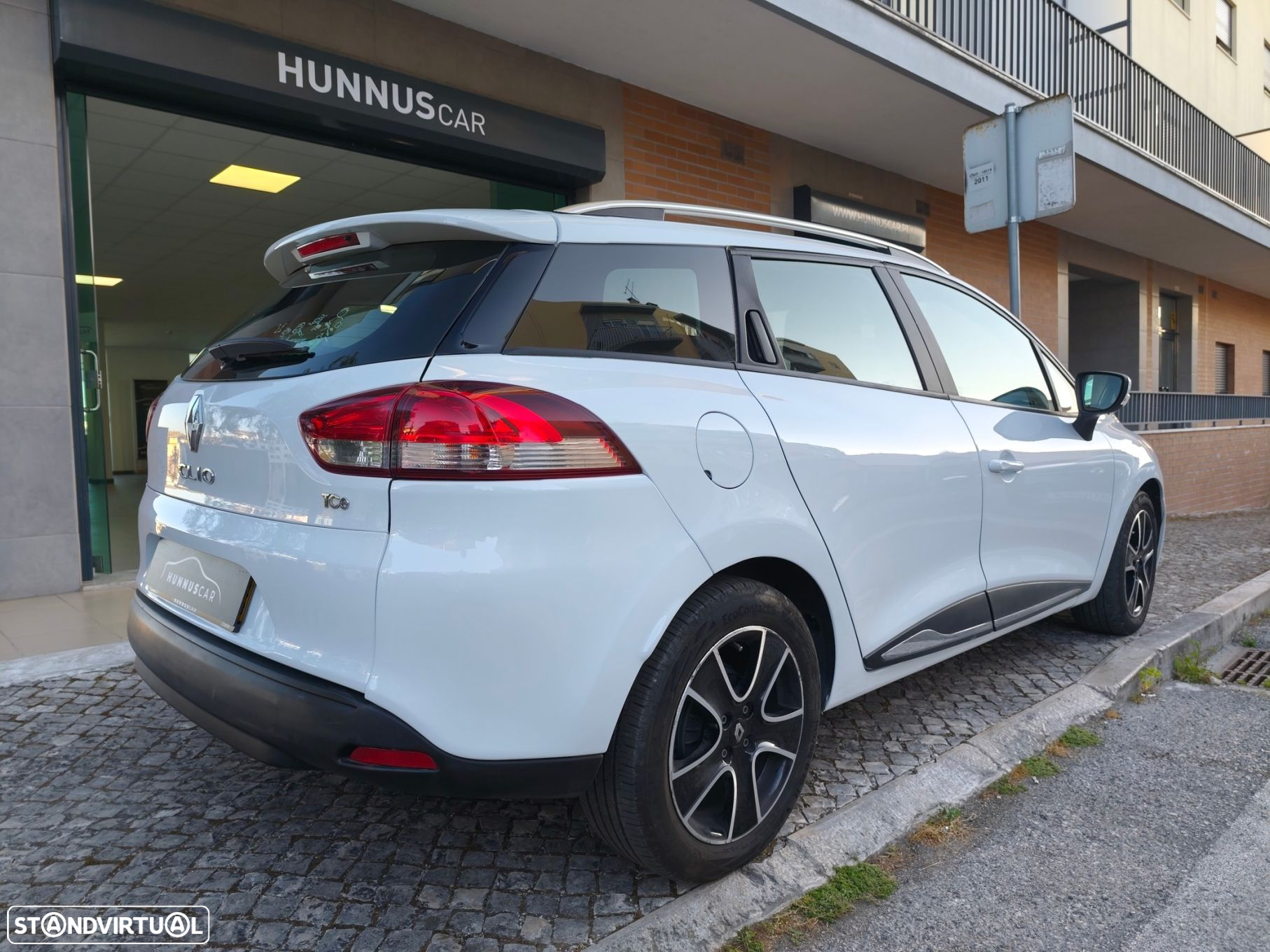 Renault Clio Sport Tourer 0.9 TCE Limited - 12
