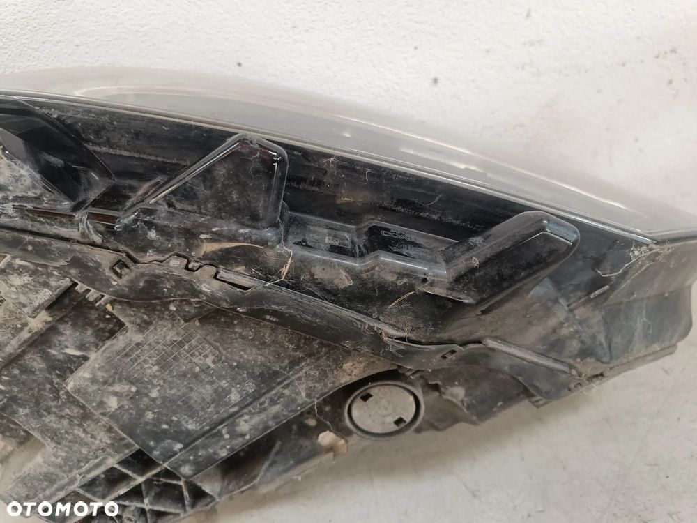 Lampa Prawa Przednia VW Passat B8 Prawy Przód Reflektor 3G2941006B - 18