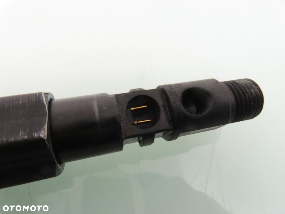 WTRYSKIWACZ FORD MONDEO III 2.0 TDCi 3S7Q9K546CB - 3