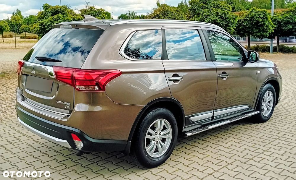 Mitsubishi Outlander 2.0 City Style 2WD - 5