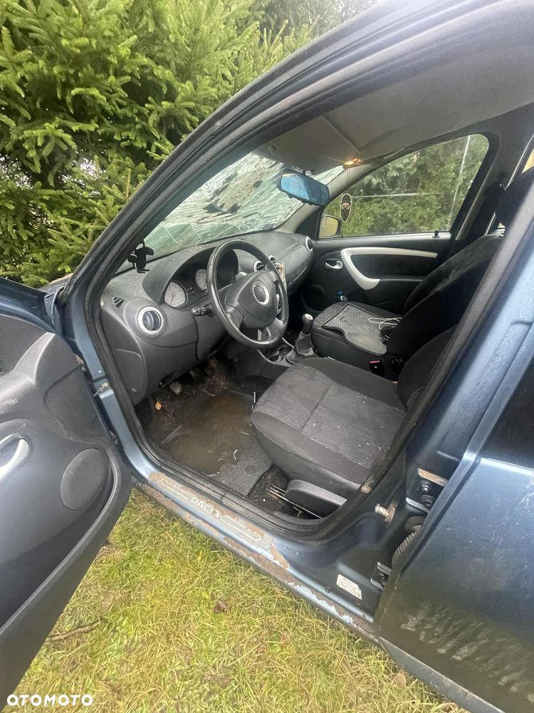 Dacia Sandero - 2