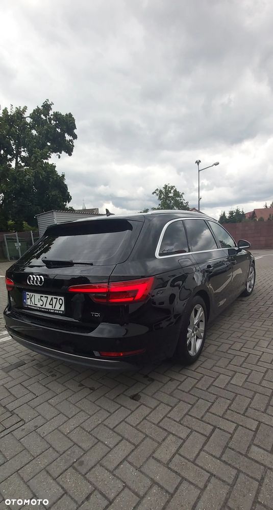 Audi A4 Avant 2.0 TDI DPF S line Sportpaket - 5